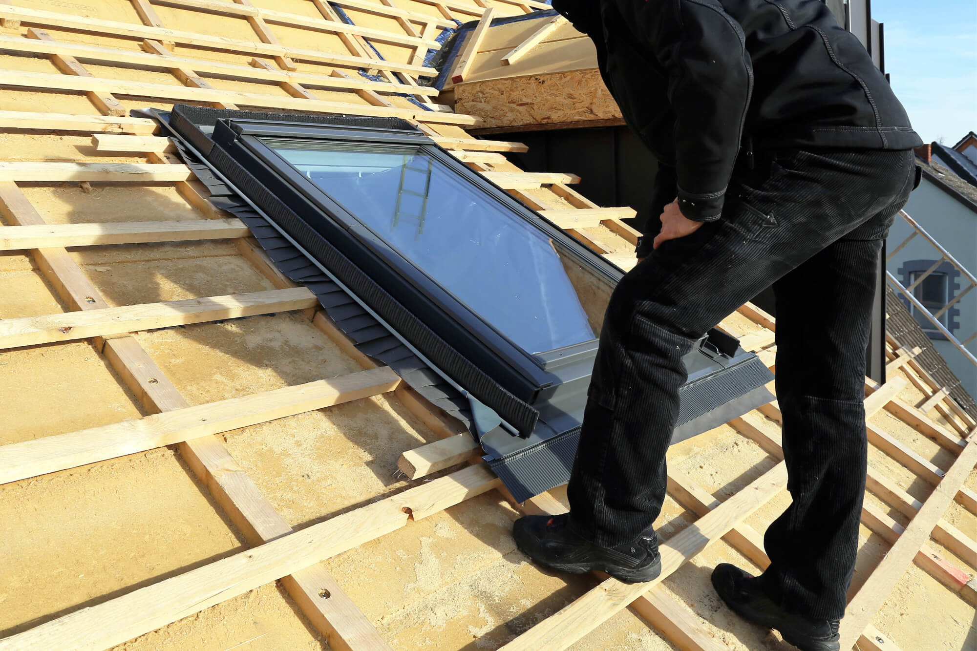 Sunroof inspection by a roofing supervisor